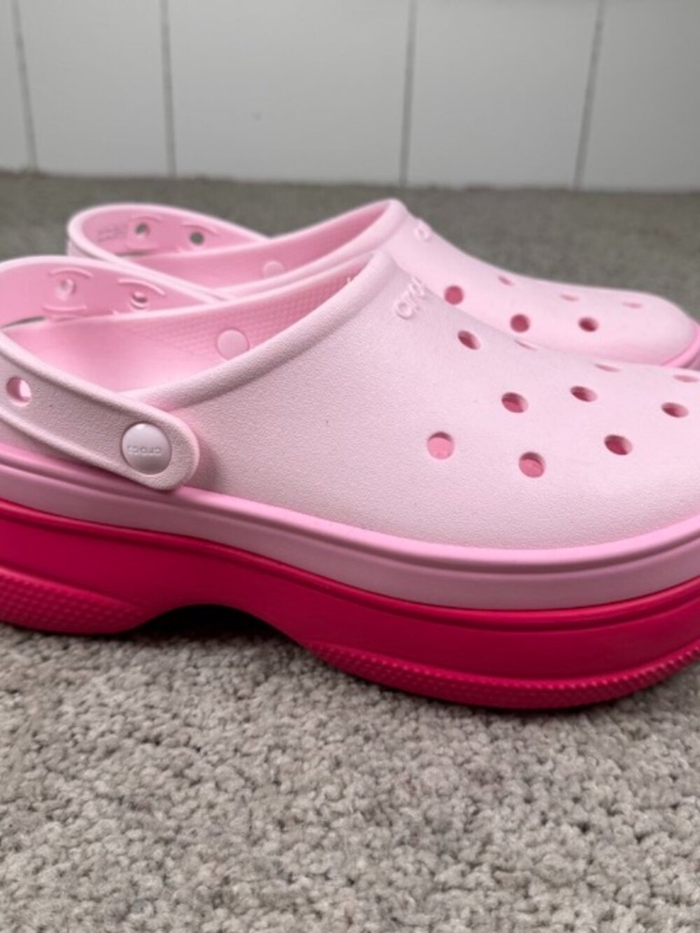 Crocs Classic Stacked Clog Shoe Dragon Fruit Pink Unisex Men's Size 7 Women's 9